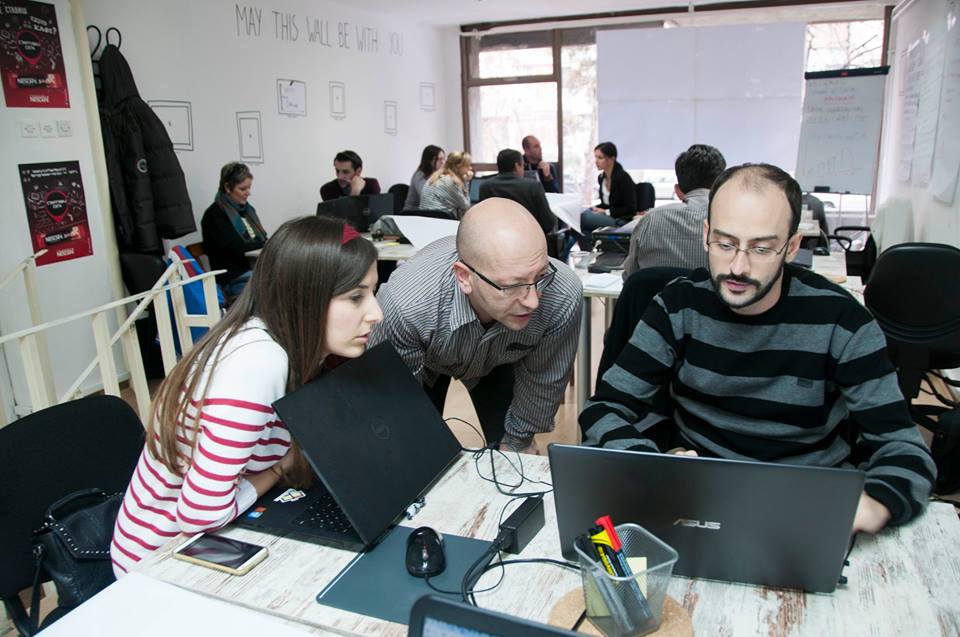 The group will pursue the project of setting up the first data-journalism agency in Macedonia (Dona Dzambaska - CC-by-sa 3.0)